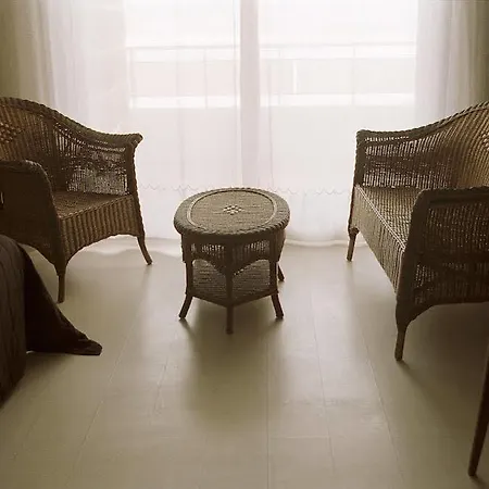 Carlina Apart Otel Biarritz