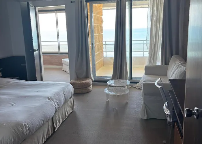 Carlina Apartmanhotel 3*