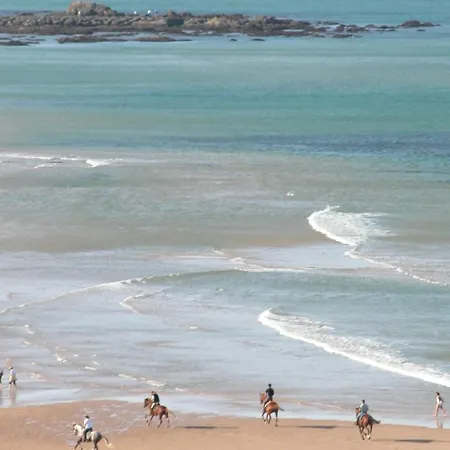 卡利娜旅馆 公寓式酒店 比亚里茨