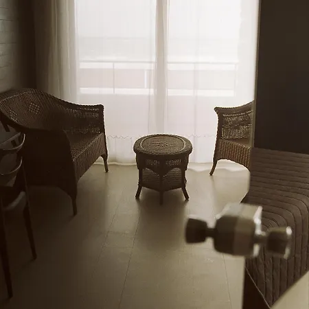 卡利娜旅馆 公寓式酒店 3*